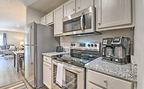 Branson Condo W/ Balcony: Near Silver Dollar City